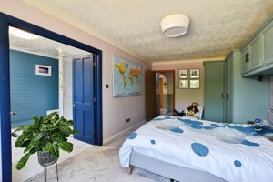 Photo 11- click for photo gallery